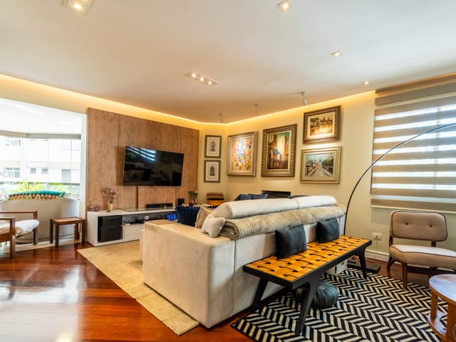 Apartamento com 30082m² 3 quartos e 5 banheiros, à venda, no bairro Cidade Monções em São Paulo