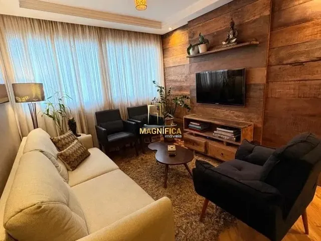 Apartamento 2 quartos e 1 banheiro, à venda, no bairro Centro Cívico em Curitiba