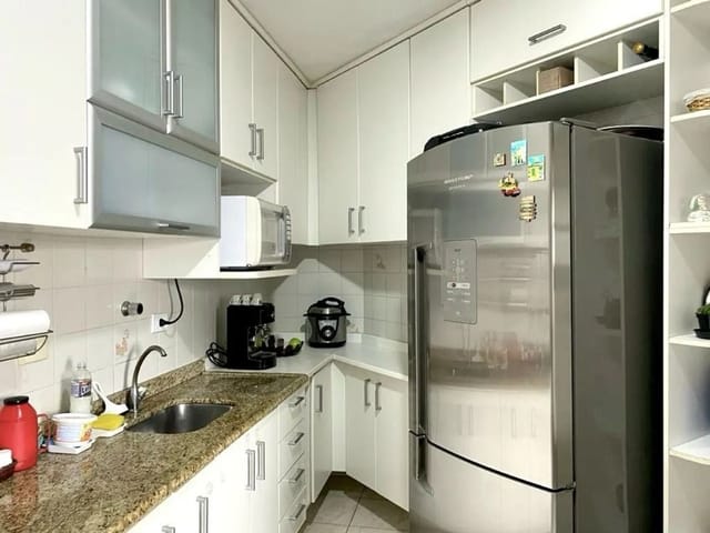 Apartamento com 55m² 2 quartos e 1 banheiro, à venda, no bairro Jardim Maria Rosa em Taboão da Serra
