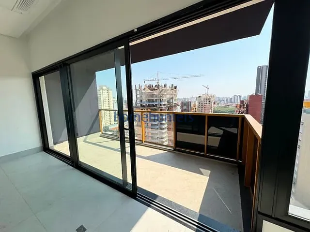 Apartamento 3 quartos e 5 banheiros, à venda ou para alugar, no bairro Cambuí em Campinas