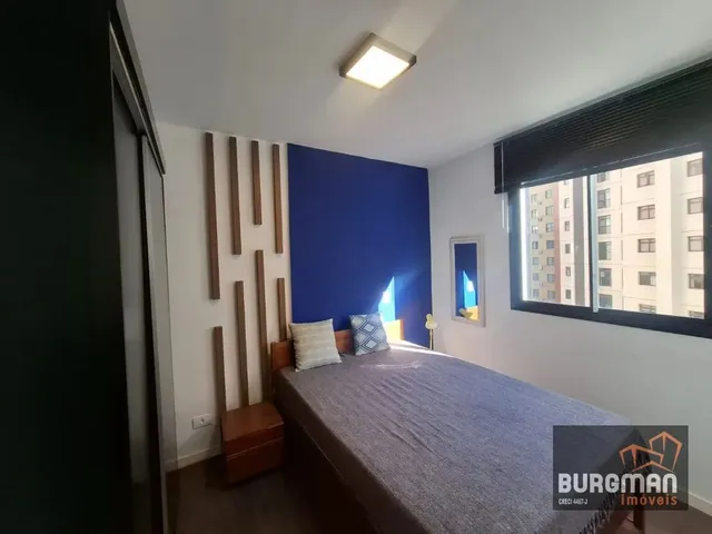 Apartamento 1 quarto e 1 banheiro, à venda, no bairro Centro em Curitiba