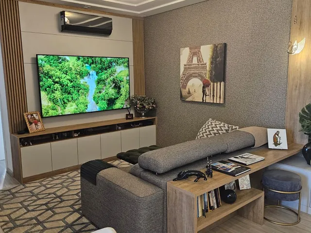 Apartamento 3 quartos e 2 banheiros, à venda, no bairro Mercês em Curitiba