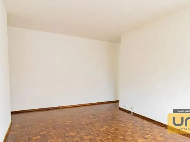 Apartamento 1 quarto e 1 banheiro, à venda, no bairro CENTRO em Curitiba