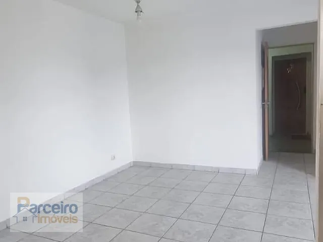 Apartamento com 57m² 2 quartos e 1 banheiro, para alugar, no bairro Vila Dalila em São Paulo