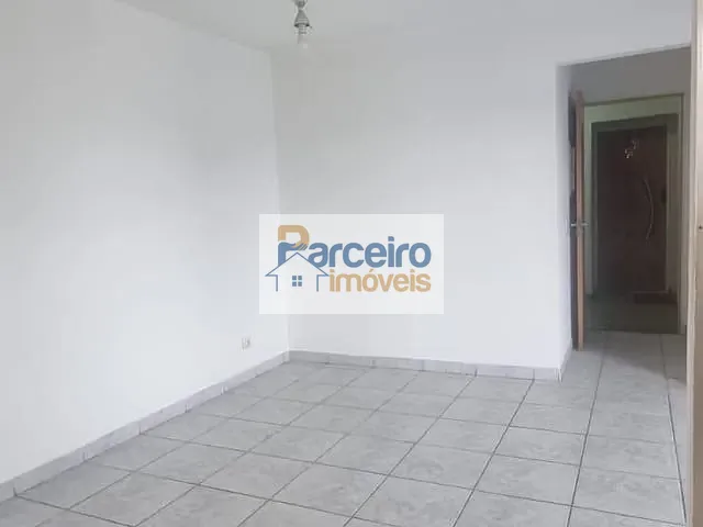 Apartamento com 57m² 2 quartos e 1 banheiro, para alugar, no bairro Vila Dalila em São Paulo