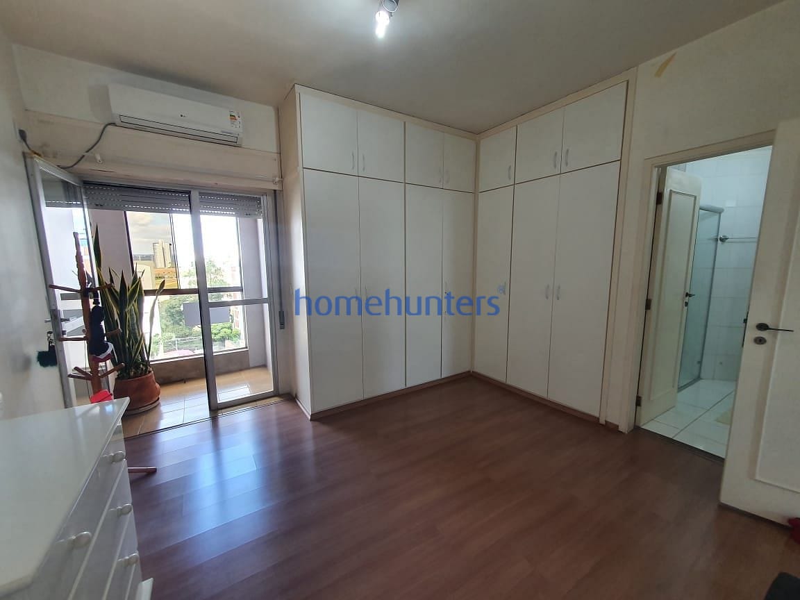 Apartamento para alugar com 3 quartos, 182m² - Foto 9