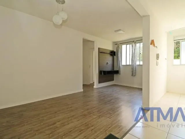 Apartamento 2 quartos e 2 banheiros, à venda, no bairro Pinheirinho em Curitiba