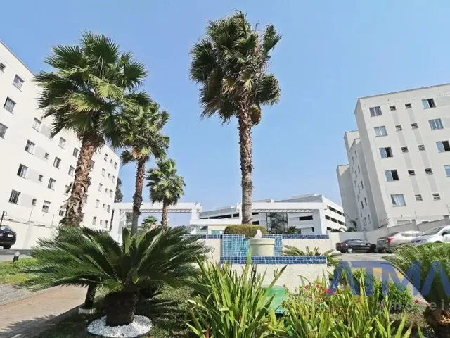 Apartamento 2 quartos e 2 banheiros, à venda, no bairro Pinheirinho em Curitiba