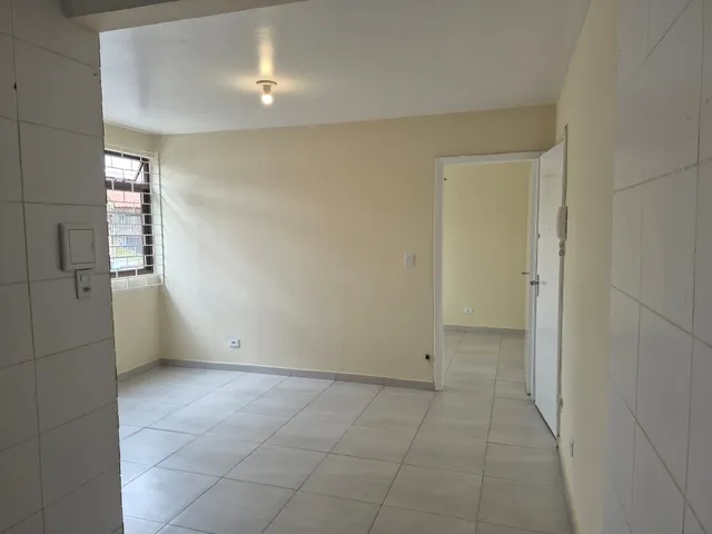 Apartamento com 42m² 1 quarto e 1 banheiro, para alugar, no bairro Cajuru em Curitiba