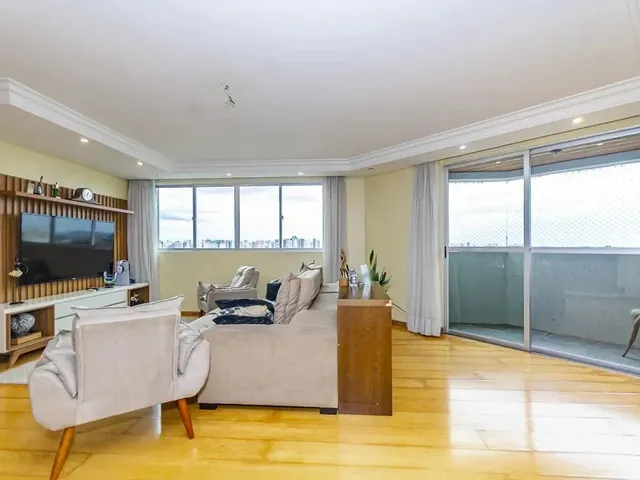 Apartamento 3 quartos e 1 banheiro, à venda, no bairro Bigorrilho em Curitiba