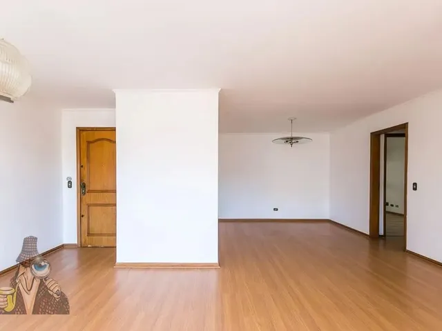Apartamento 3 quartos e 3 banheiros, à venda, no bairro Centro Cívico em Curitiba
