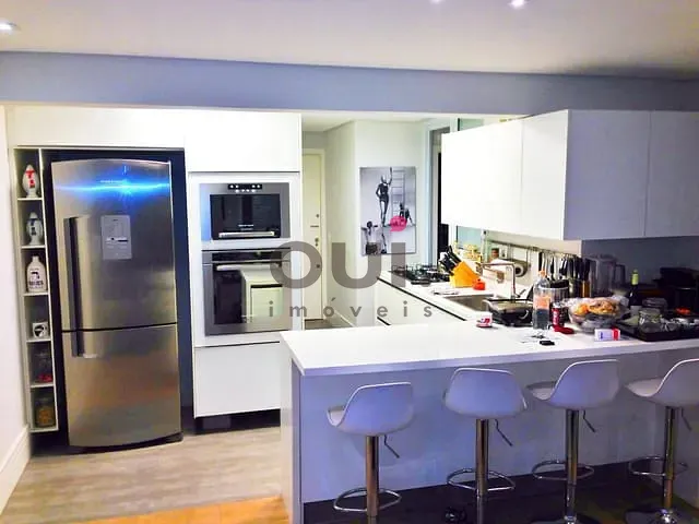 Apartamento com 450m² 2 quartos e 3 banheiros, à venda, no bairro Vila Nova Conceição em São Paulo