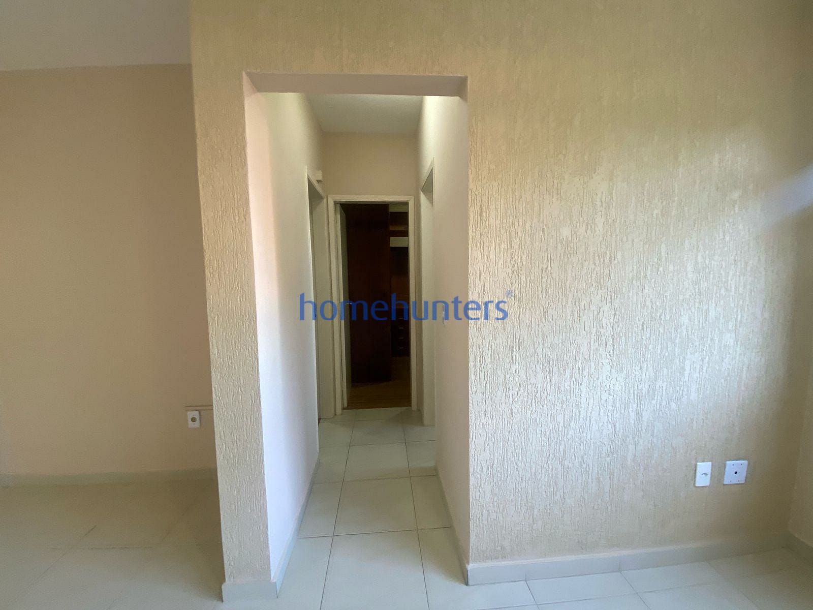 Apartamento à venda com 2 quartos, 76m² - Foto 3