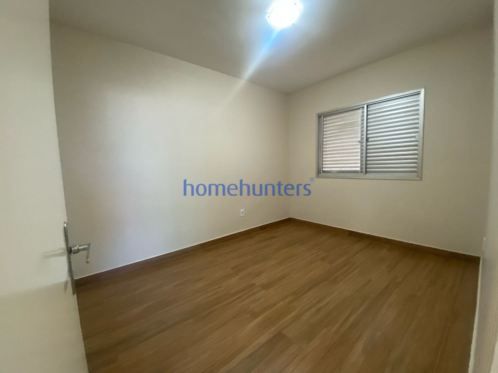 Apartamento à venda com 2 quartos, 76m² - Foto 5