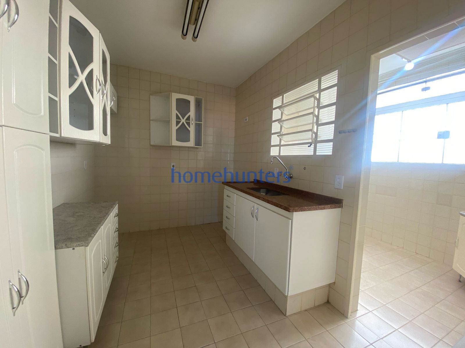 Apartamento à venda com 2 quartos, 76m² - Foto 11