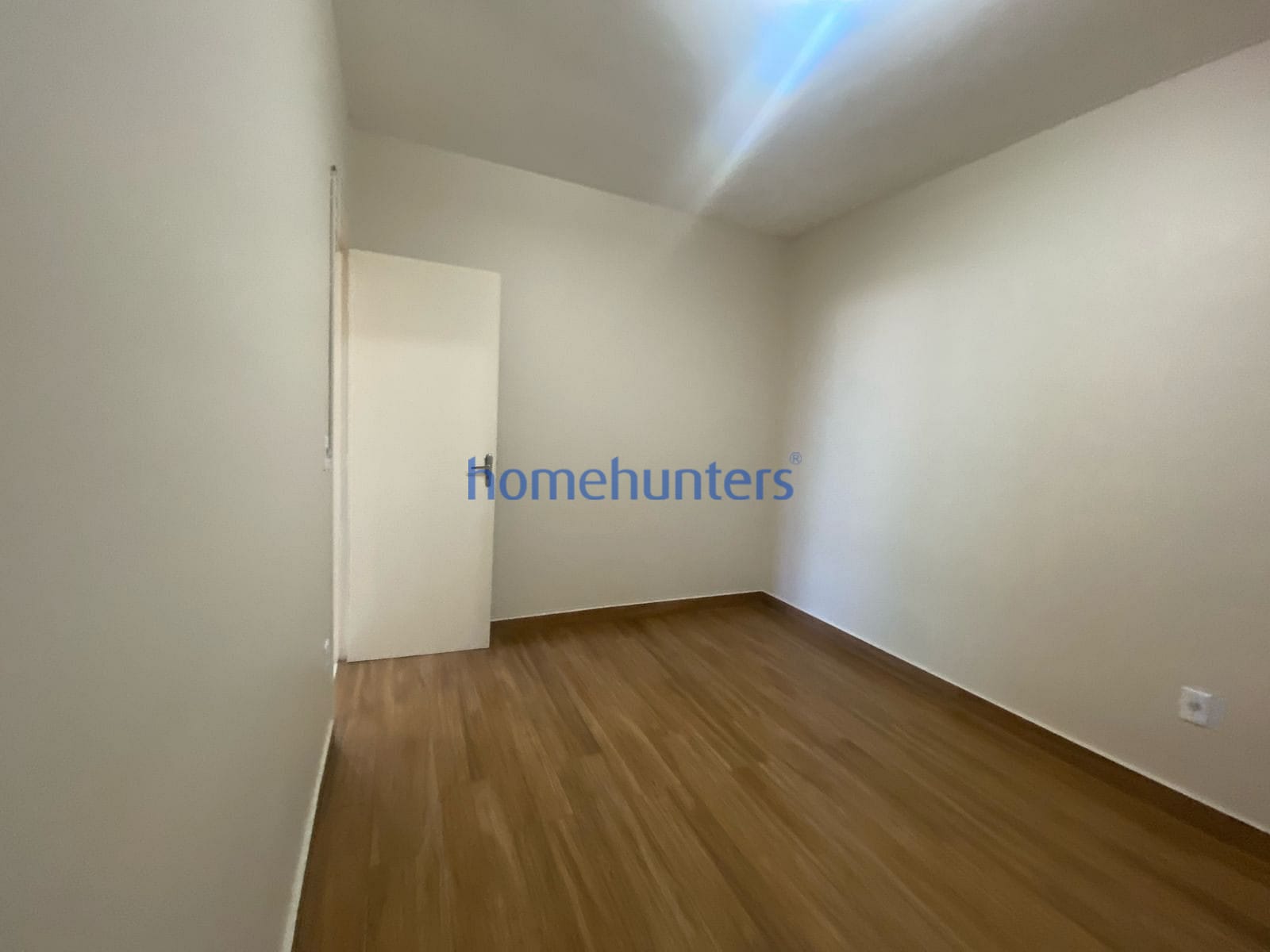 Apartamento à venda com 2 quartos, 76m² - Foto 4