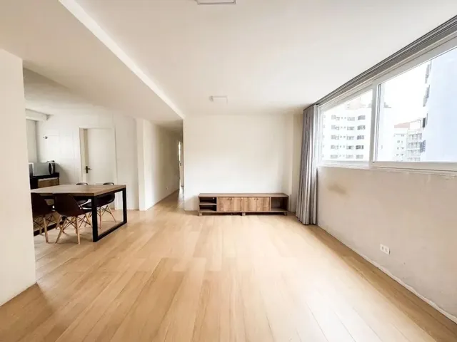 Apartamento 3 quartos e 2 banheiros, à venda, no bairro Bigorrilho em Curitiba