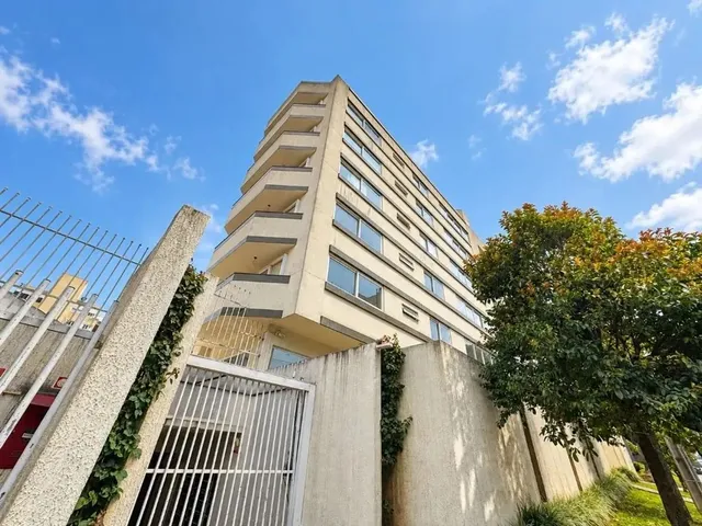 Apartamento 3 quartos e 2 banheiros, à venda, no bairro Bigorrilho em Curitiba