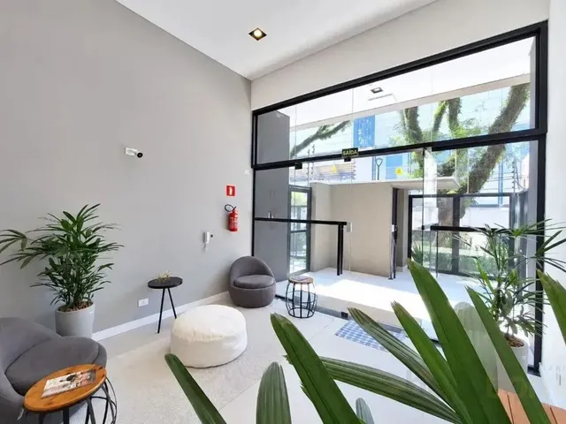 Apartamento 2 quartos e 2 banheiros, à venda, no bairro Água Verde em Curitiba