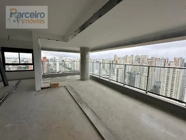Apartamento com 211m² 3 quartos e 5 banheiros, à venda, no bairro Campo Belo em São Paulo