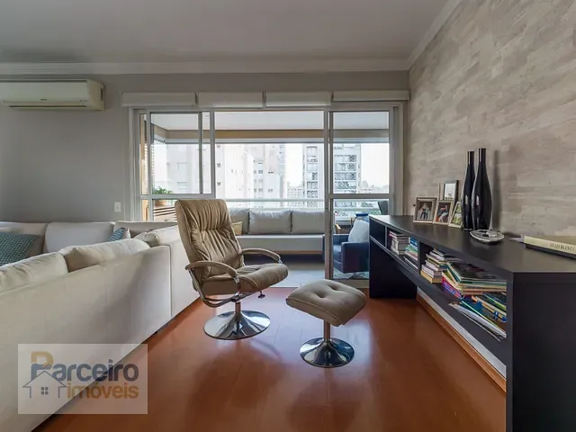 Apartamento com 137m² 3 quartos e 4 banheiros, à venda, no bairro Vila Olímpia em São Paulo