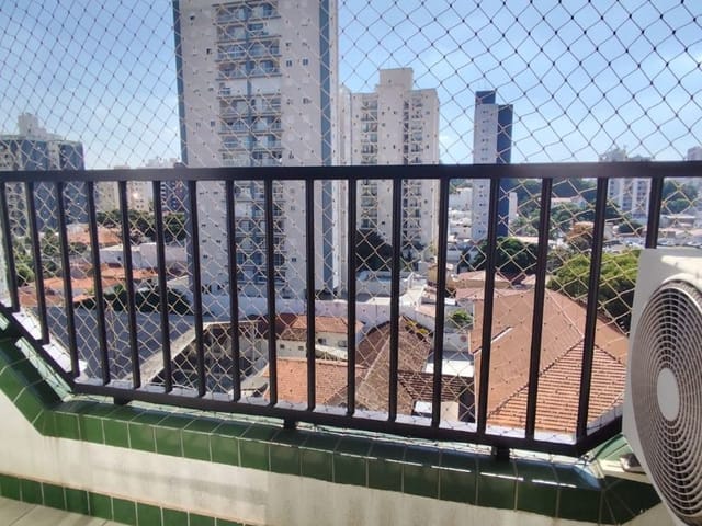 Foto do Apartamento - Oportunidade na Vila Itapura: 3 Quartos, Suíte, Varanda e 2 Vagas | Home Hunters