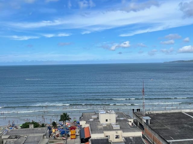 Apartamento com 345m² 4 quartos e 5 banheiros, à venda, no bairro Meia Praia em Itapema