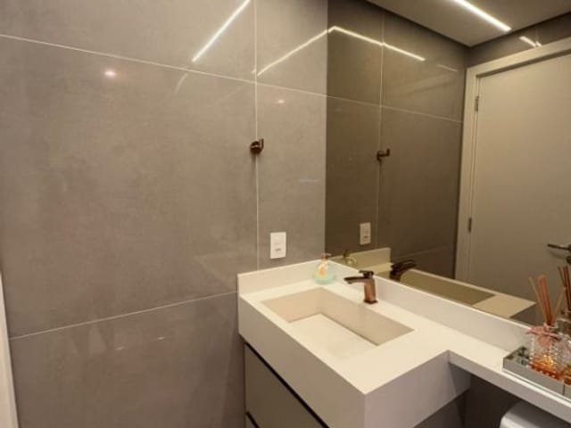 Apartamento com 125m² 3 quartos e 1 banheiro, à venda, no bairro Parque São Domingos em São Paulo