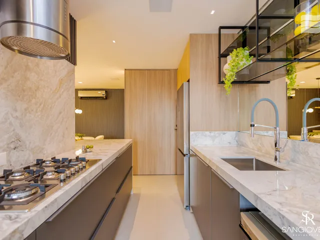 Apartamento 3 quartos e 4 banheiros, à venda, no bairro Alto da Glória em Curitiba