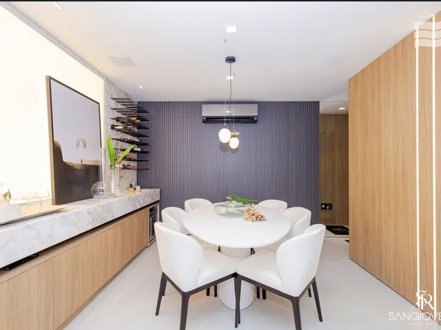 Apartamento 3 quartos e 4 banheiros, à venda, no bairro Alto da Glória em Curitiba