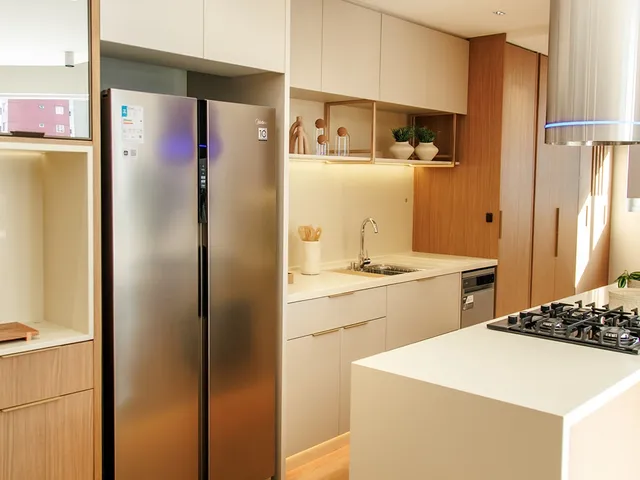 Apartamento 3 quartos e 4 banheiros, à venda, no bairro Cristo Rei em Curitiba