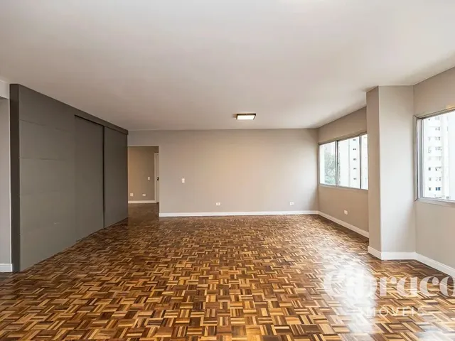 Apartamento 3 quartos e 3 banheiros, à venda, no bairro Batel em Curitiba