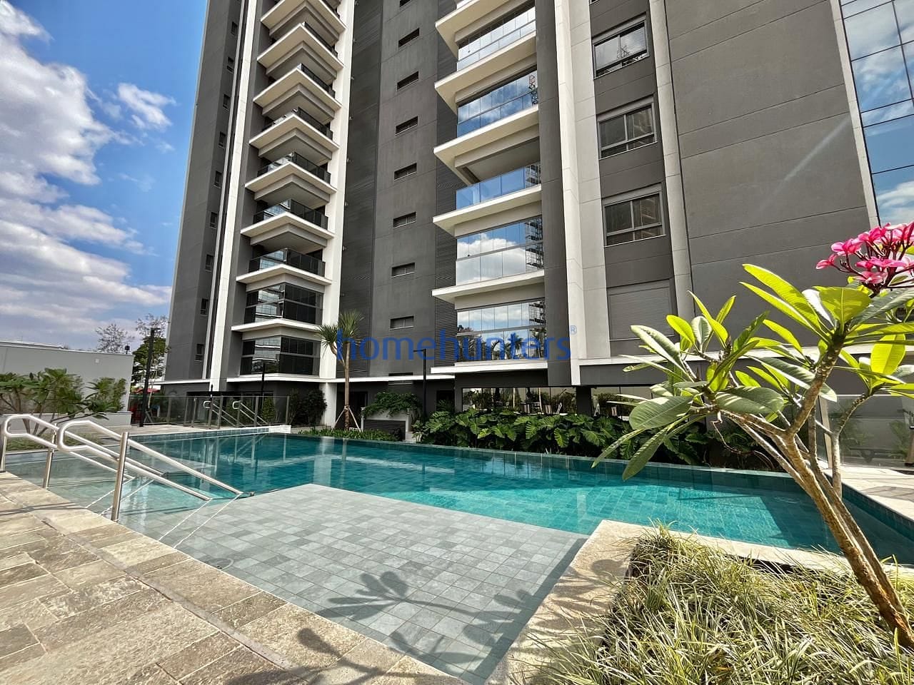 Apartamento para alugar com 3 quartos, 125m² - Foto 5