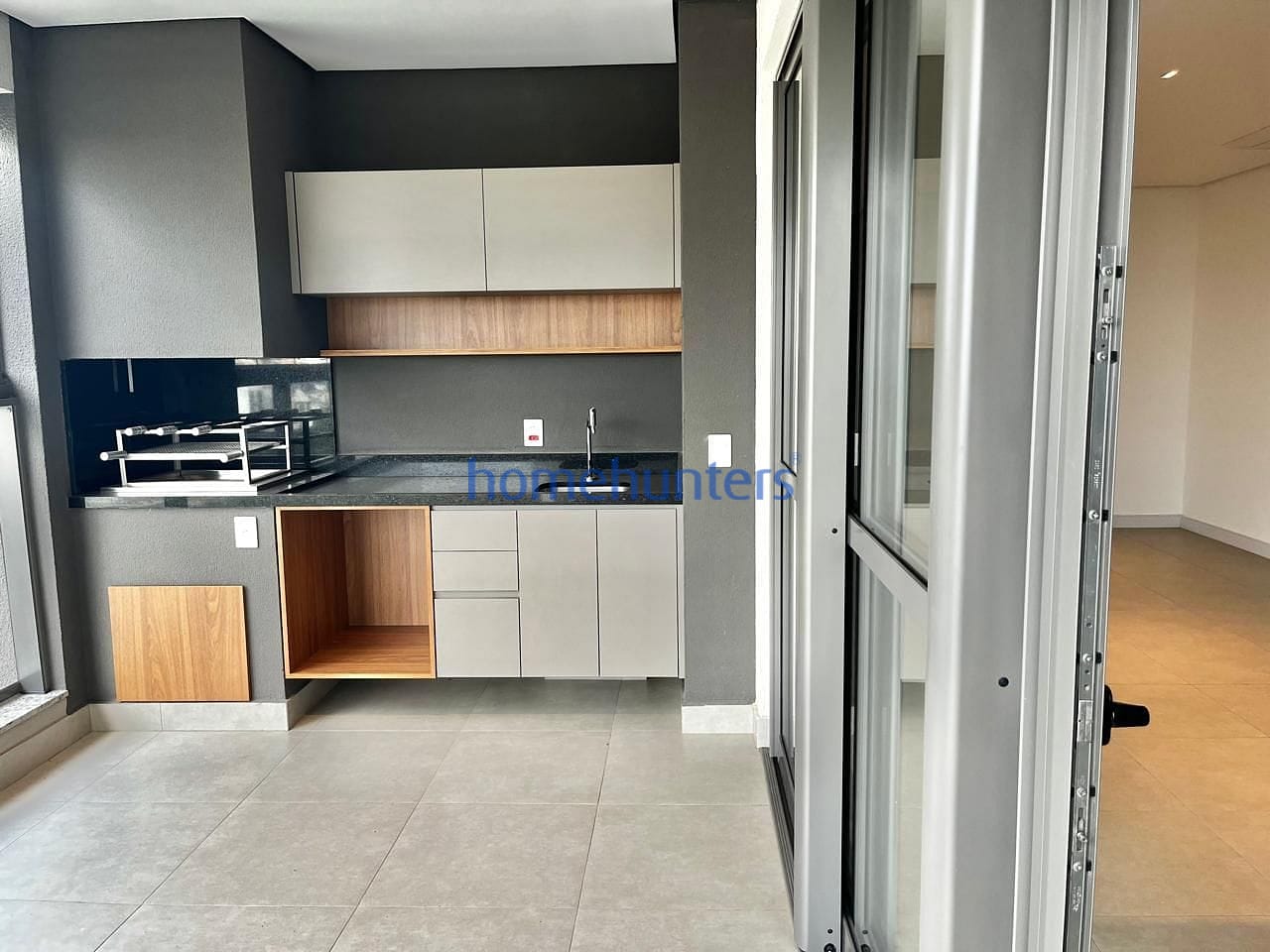 Apartamento para alugar com 3 quartos, 125m² - Foto 6