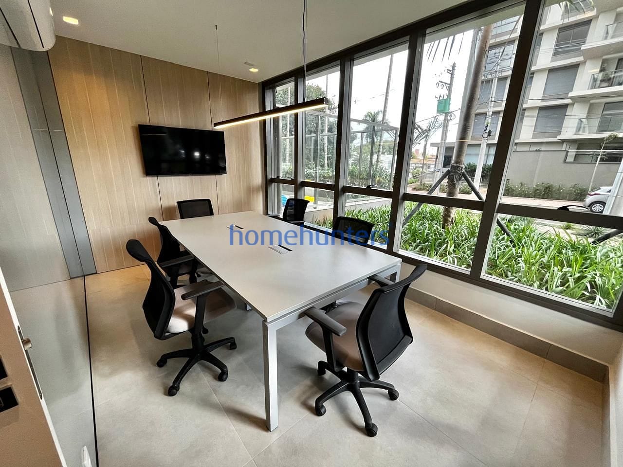 Apartamento para alugar com 3 quartos, 125m² - Foto 29
