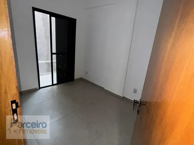 Apartamento 2 quartos e 1 banheiro, à venda, no bairro Vila Granada em São Paulo