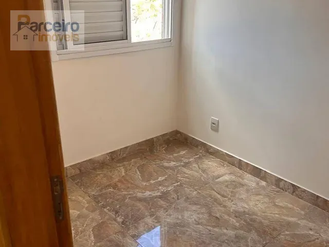 Apartamento 2 quartos e 1 banheiro, à venda, no bairro Vila Guilhermina em São Paulo