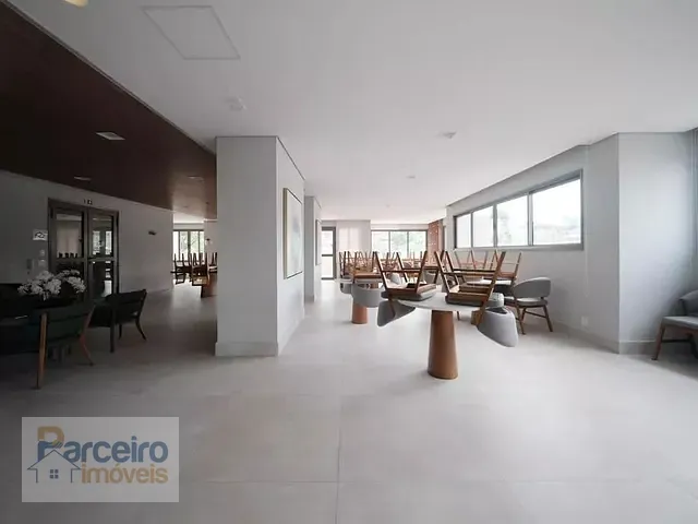 Apartamento 2 quartos e 2 banheiros, à venda, no bairro Vila Guilhermina em São Paulo