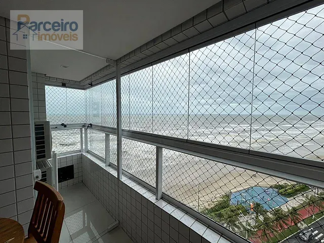 Apartamento 2 quartos e 2 banheiros, à venda, no bairro Solemar em Praia Grande