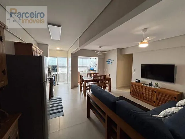 Apartamento 2 quartos e 2 banheiros, à venda, no bairro Solemar em Praia Grande