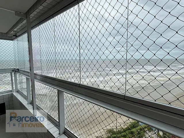 Apartamento 2 quartos e 2 banheiros, à venda, no bairro Solemar em Praia Grande