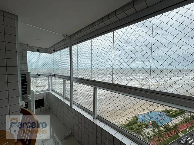 Apartamento 2 quartos e 2 banheiros, à venda, no bairro Solemar em Praia Grande