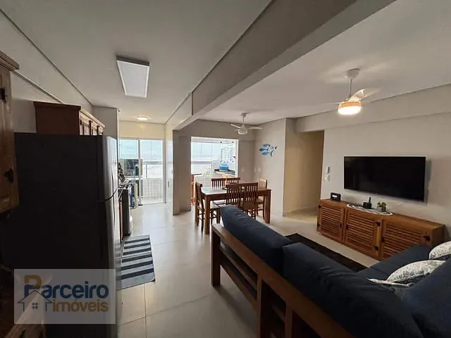 Apartamento 2 quartos e 2 banheiros, à venda, no bairro Solemar em Praia Grande