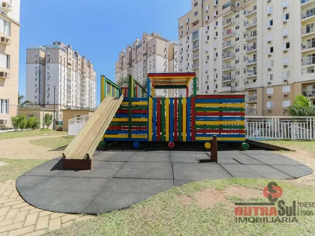 Apartamento 3 quartos e 1 banheiro, à venda, no bairro Xaxim em Curitiba