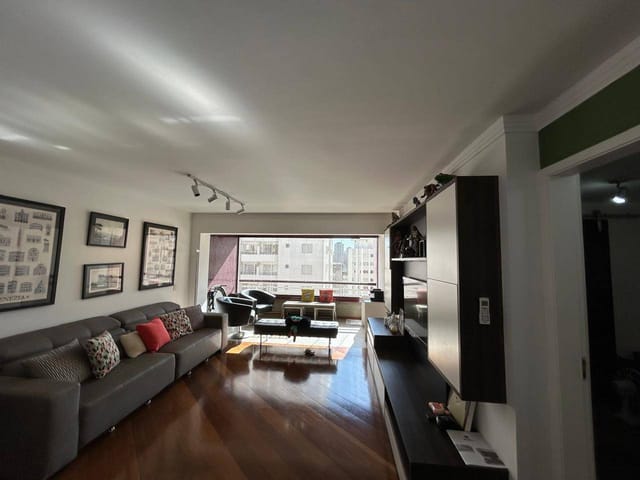 Apartamento com 130m² 3 quartos e 4 banheiros, à venda, no bairro Brooklin Paulista em São Paulo
