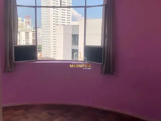 Apartamento 2 quartos e 2 banheiros, à venda, no bairro Centro em Curitiba