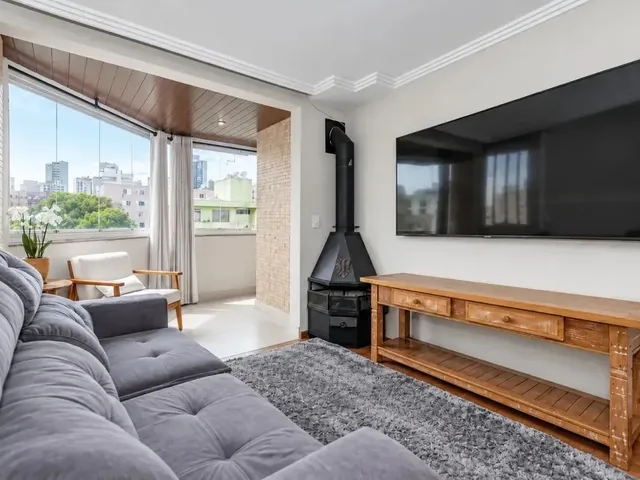 Apartamento 3 quartos e 1 banheiro, à venda, no bairro Vila Izabel em Curitiba