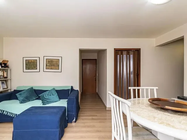Apartamento 2 quartos e 1 banheiro, à venda, no bairro Bigorrilho em Curitiba