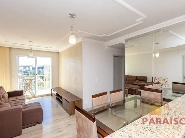 Apartamento 3 quartos e 1 banheiro, à venda, no bairro Campo Comprido em Curitiba
