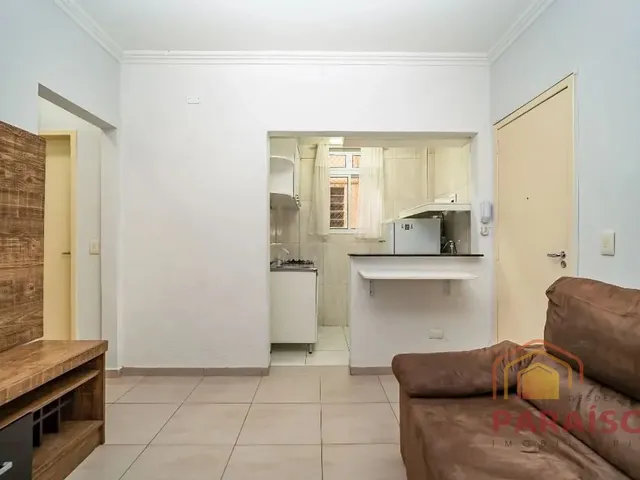 Apartamento 2 quartos e 1 banheiro, à venda, no bairro Centro em Curitiba